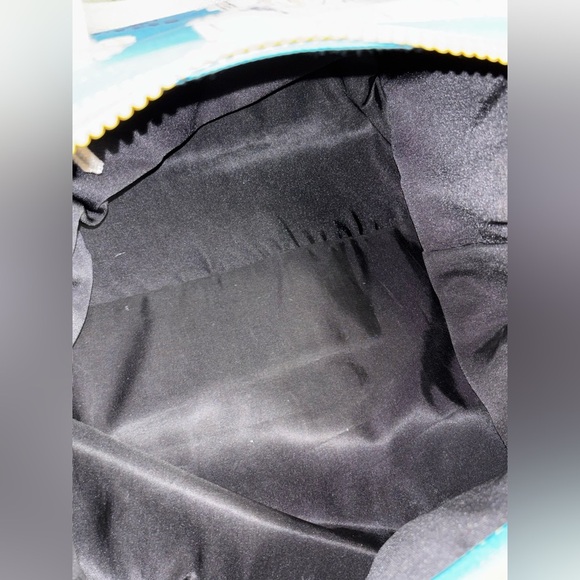 EUC ALICE + OLIVIA DUFFLE BAG BASQUIAT ASCENT WEEKENDER ***sold*** 12/17/25​ - Picture 8 of 10